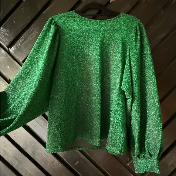 Boutique Sparkling Green Women's Blouse - Picture 2 of 5